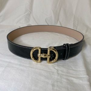J.McLaughlin Black croc pattern leather belt /gold tone Bit style buckle Small